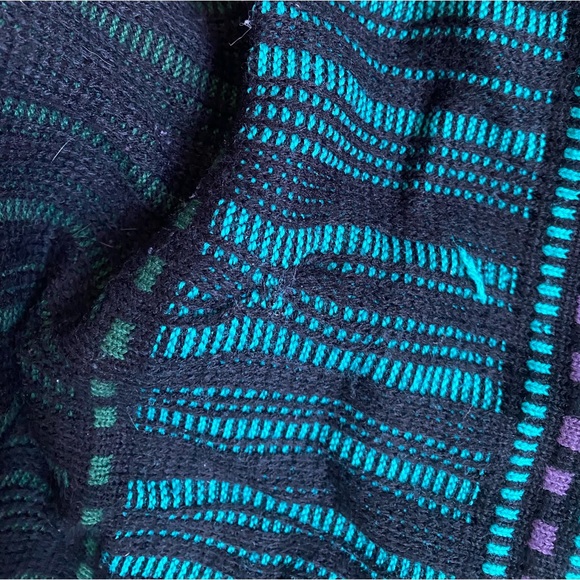 Vintage Entourage Sweater - Picture 3 of 4